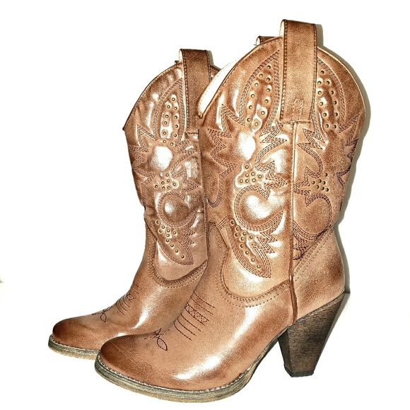 Sbicca Shoes - Sbicca Salt Lake Cowboy Boots Size 6